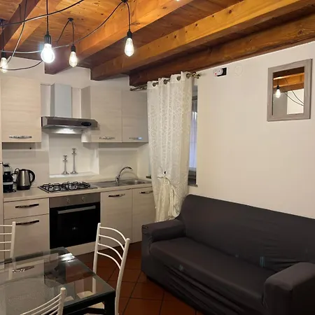 Houseberg Quarenghi Apartment