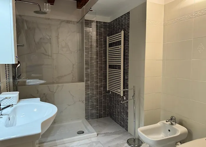 Lägenhet Houseberg Quarenghi