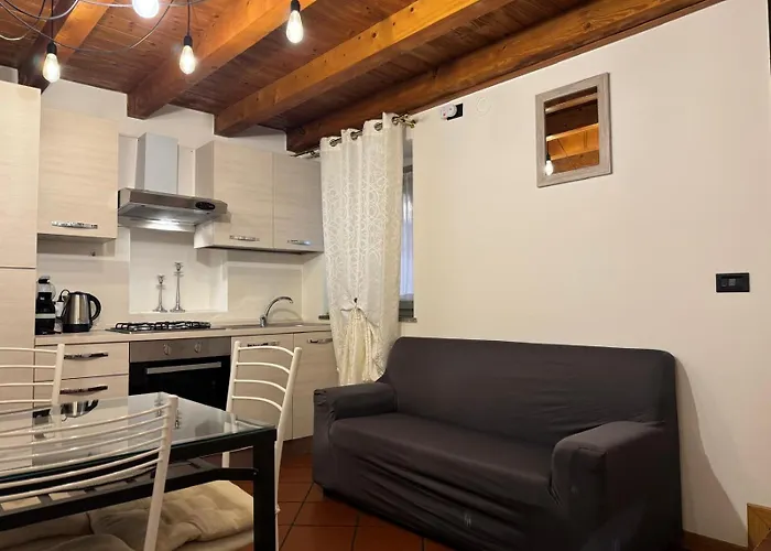 Апартаменти Houseberg Quarenghi